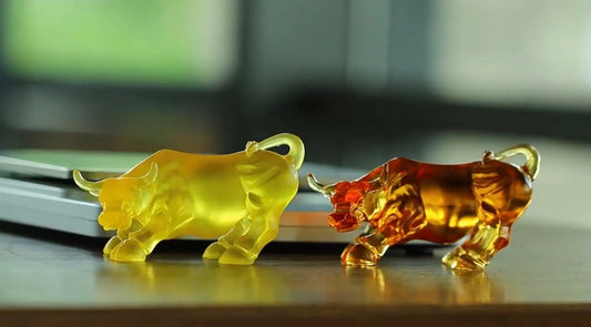 Resin or Crystal Glass? Three Simple Ways to Tell the Difference