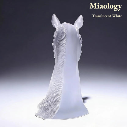 Handcrafted Glass Horse Head Sculpture – Three-Color Crystal Glass Steed Art Ornament